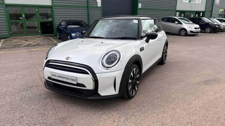 MINI Hatchback 1.5 Cooper Exclusive Premium 3dr Auto Petrol Hatchback